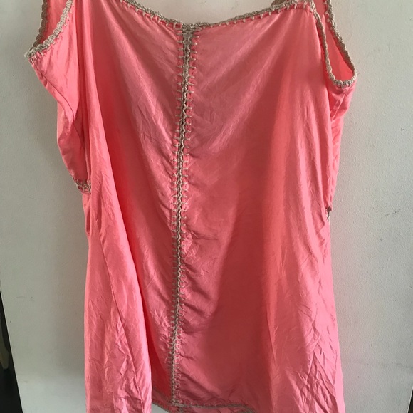 Top - Picture 5 of 8